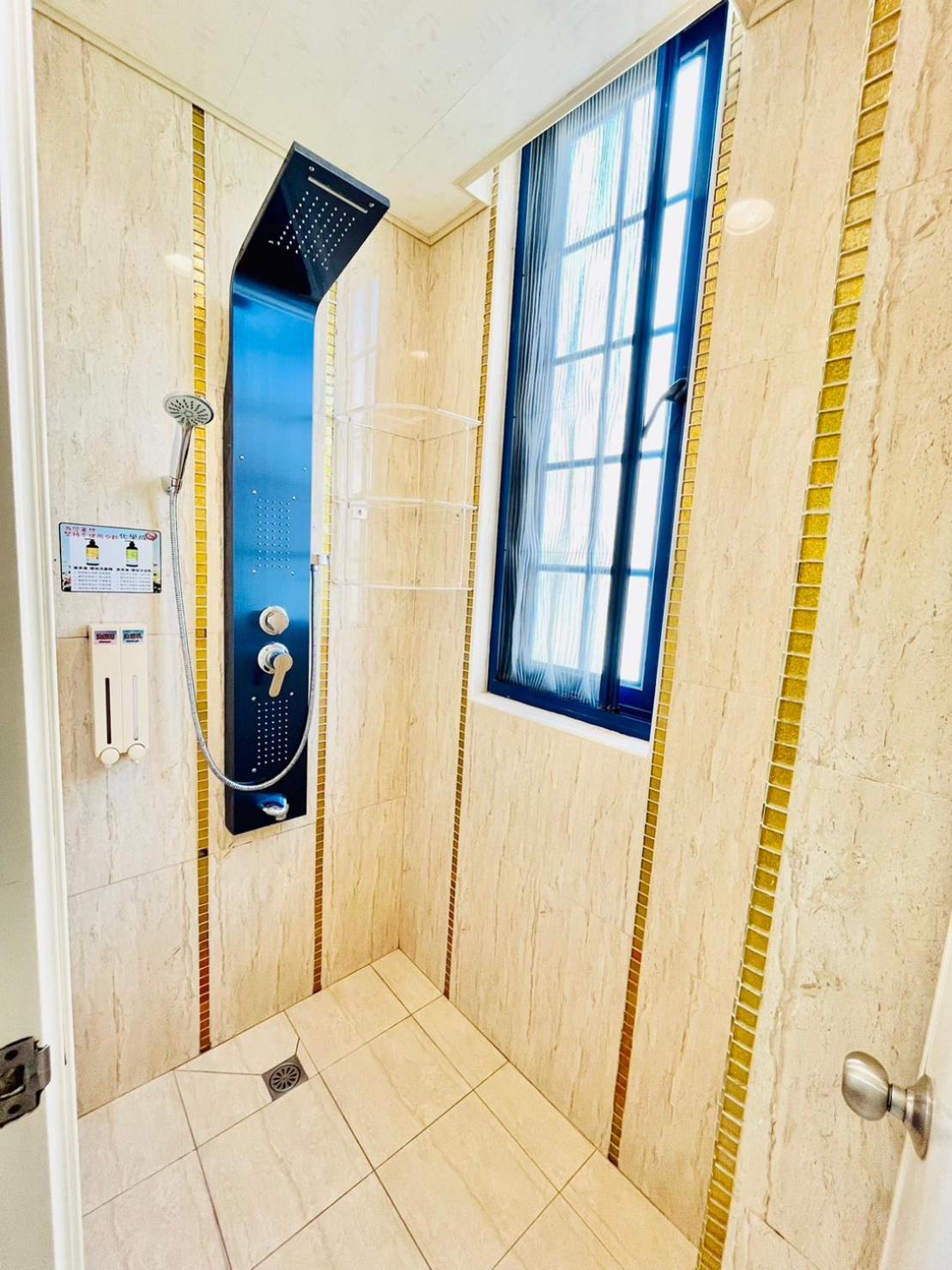 Ship House Apartment остров Ламай Екстериор снимка