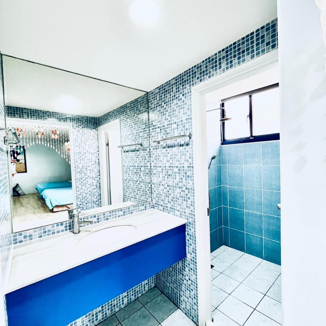 Ship House Apartment остров Ламай Екстериор снимка